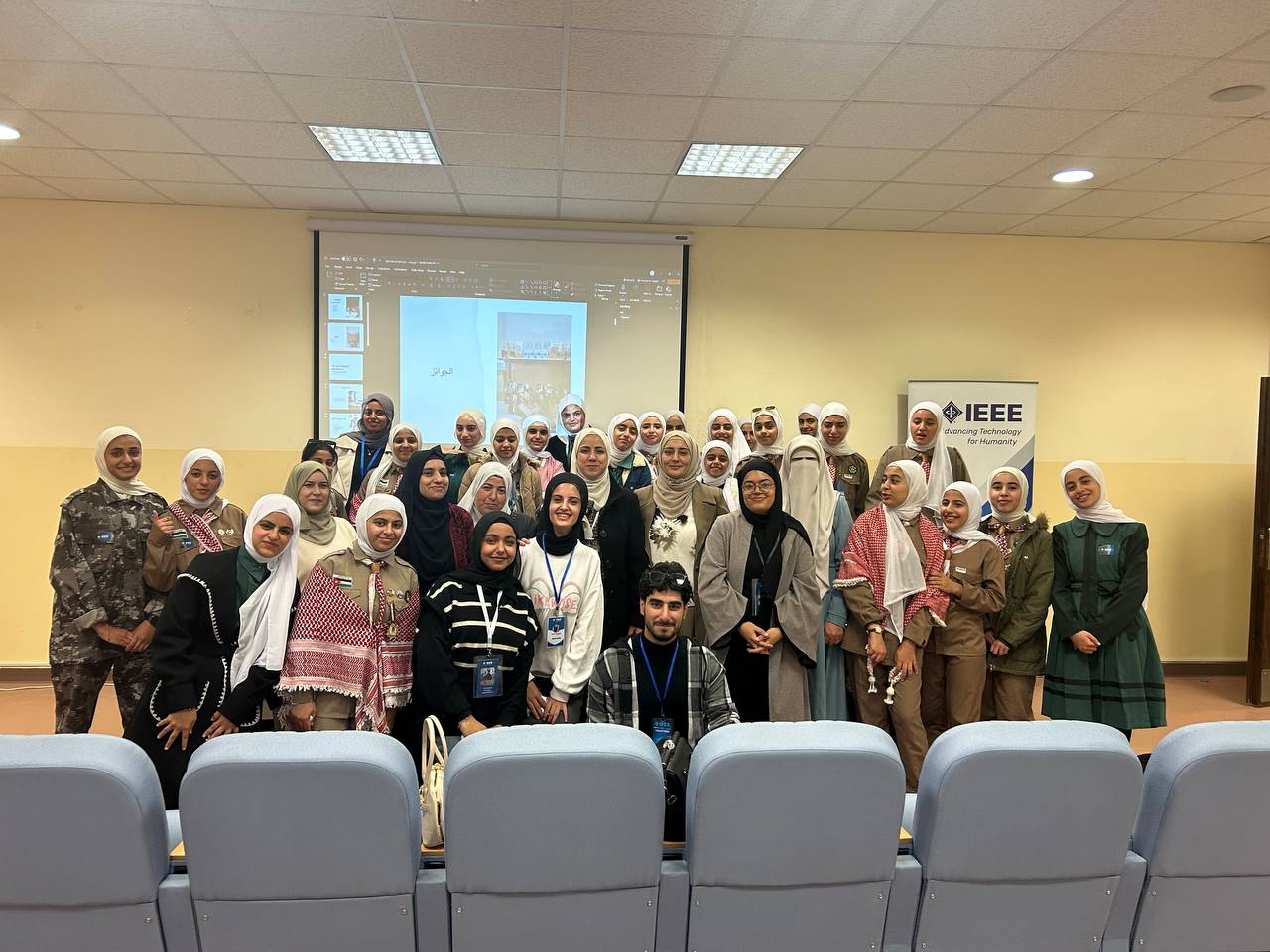  Introduction to Robotics Workshop for School Students